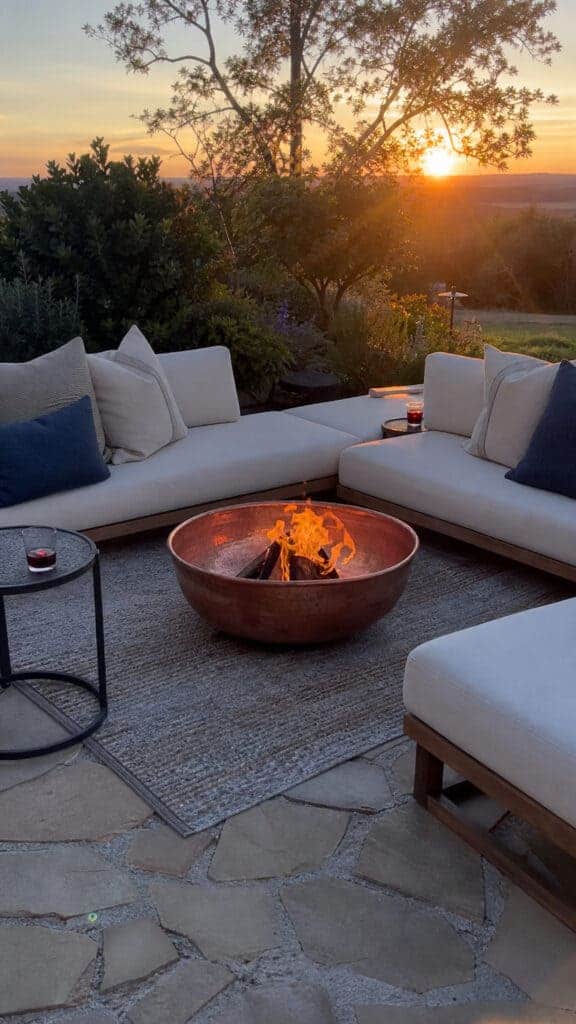Portable Fire Pit Lounge Setups for Maximum Flexibility