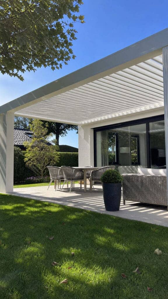 Classic Louvered Roof Pergola