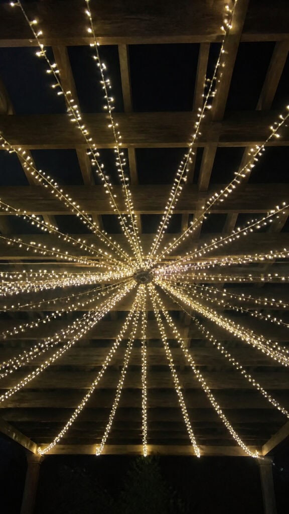 Starburst Centerpiece for Focal Point Drama