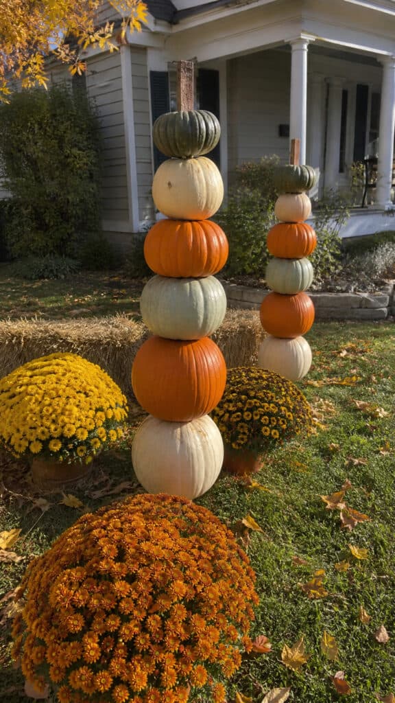 Stacked Pumpkin Towers for Eye-Catching Drama