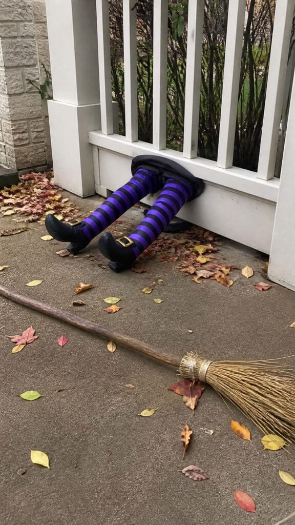Witch Crash Landing